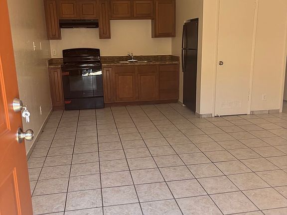3rd image of 1518 E Fillmore St #602-B