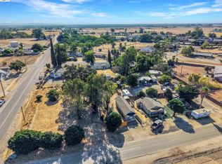22479 Maple St, Chowchilla, CA 93610