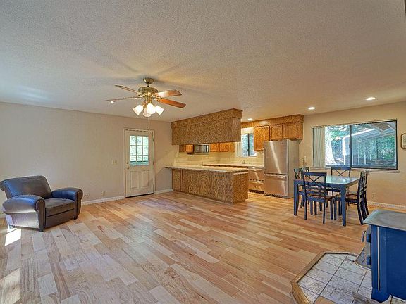 5th image of 5218 Woodhaven Dr