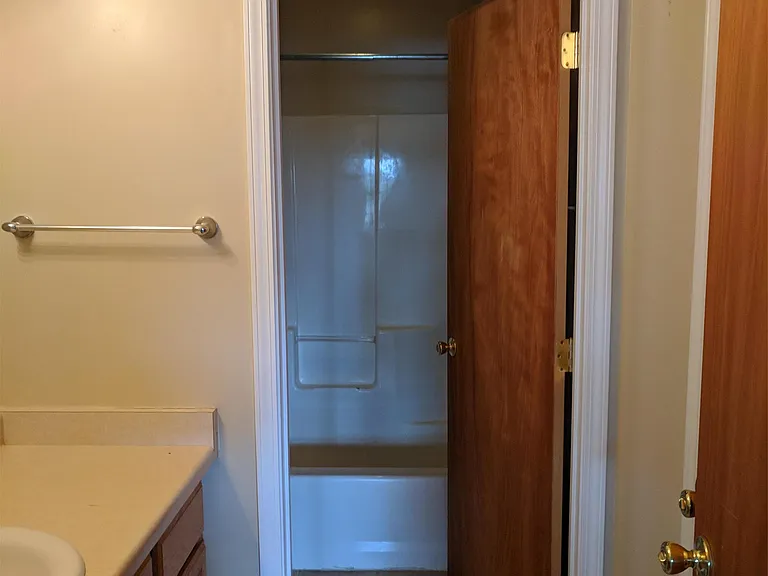 439B Country Club Ln — Photo 16