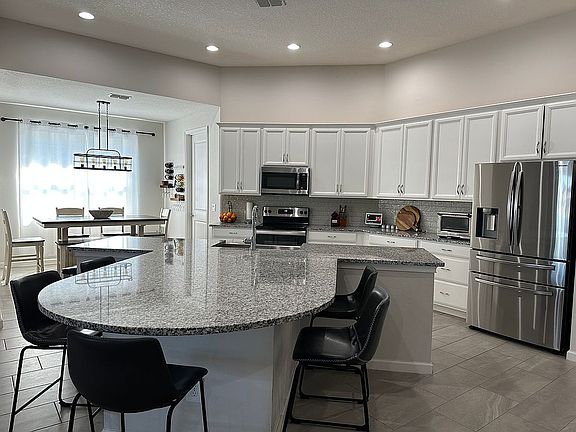 5th image of 2390 Rush Bay Way
