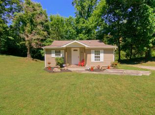 8528 Greenwell Rd, Knoxville, TN 37938