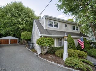 59 David Rd, Cedar Grove, NJ 07009