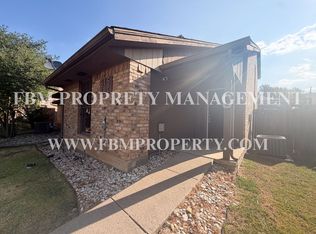 615 Lost Springs Ct APT C, Arlington, TX 76012