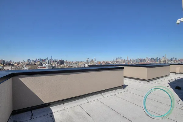 Rented by GTM Property Group  | media 83