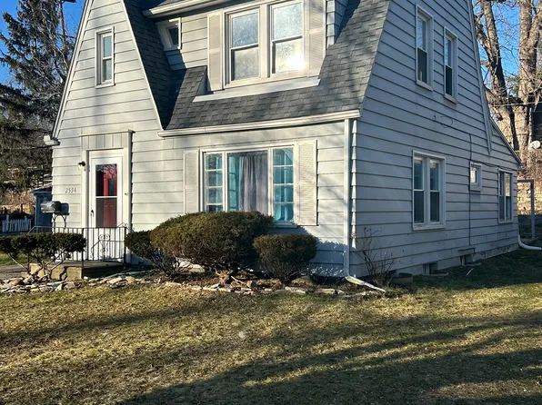 2534 Norbert St, Flint, MI 48504