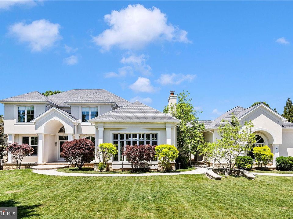 1st image of 21612 Ripplemead Dr