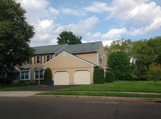 596 Wren Song Rd #B, Morrisville, PA 19067