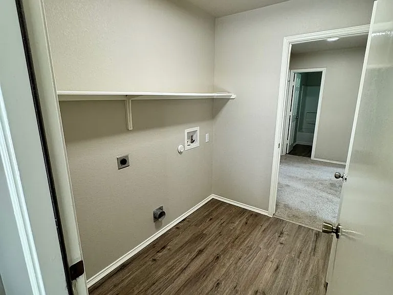 204 Pine Arbol — Photo 23