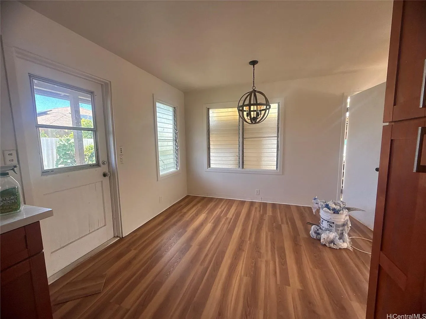 Single Family 3 Bedroom/1 Bath — Photo 3