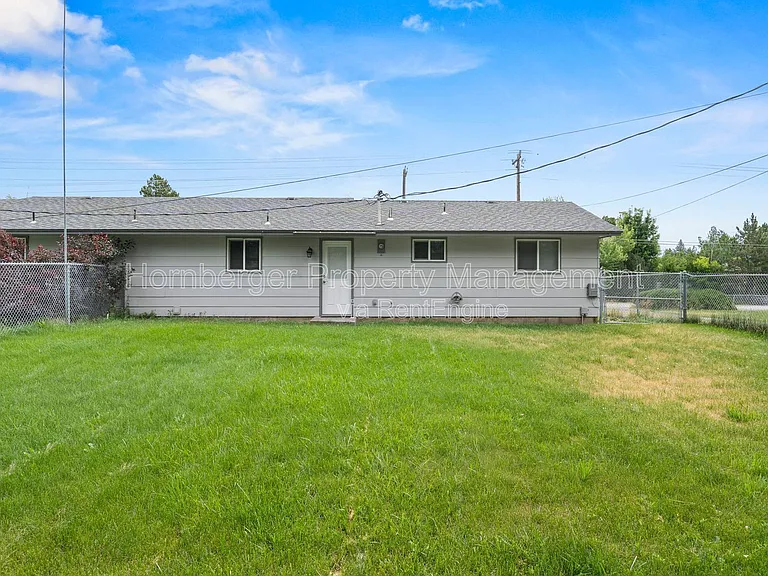3816 S Bowdish Rd — Photo 26