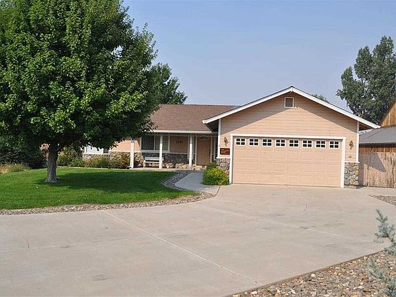 3rd image of 1331 Northampton Cir