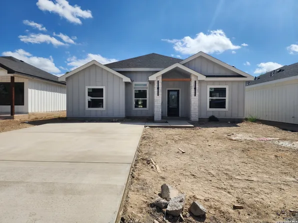 2746 RODRIGUEZ ST., Eagle Pass, TX 78852