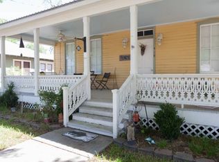 410 N Rusk St, Fayetteville, TX 78940