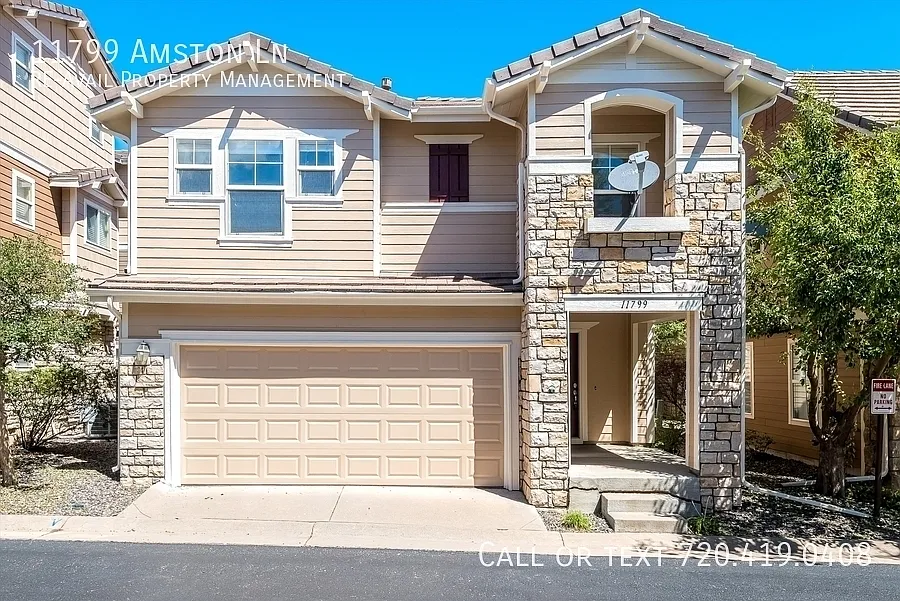 3 bed, 2.5 bath, 1564 sqft, $2,700 — Photo 1