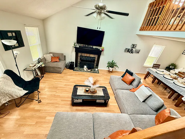 3117 Damascus Trl — Photo 14