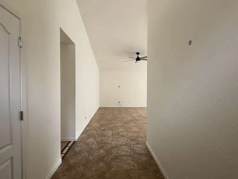 8086 E Ragweed Dr — Photo 3