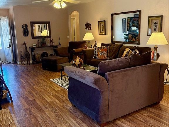 5th image of 5167 Numidia Ave