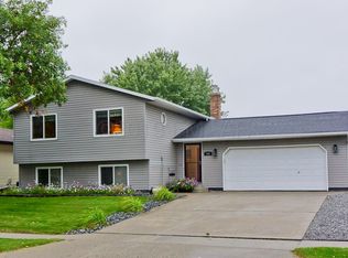 592 22nd St E, West Fargo, ND 58078