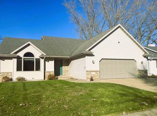 1716 W Homestead Dr, Appleton, WI 54914