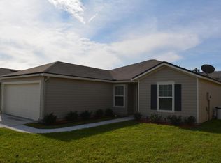 3832 Falcon Crest Dr, Green Cove Springs, FL 32043