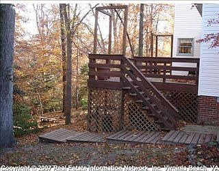 2nd image of 2760 Linden Ln