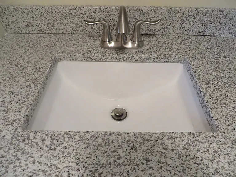 112 Milton Ave — Photo 15