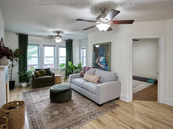 1313 Lee St E, Charleston, WV 25301