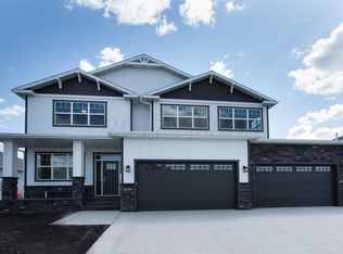 2419 N Pond Dr E, West Fargo, ND 58078