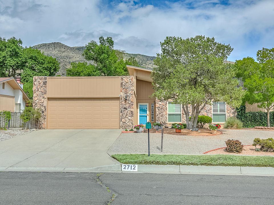 1st image of 2712 Palo Alto Dr NE