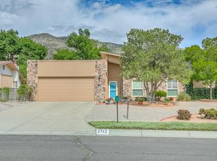 2712 Palo Alto Dr NE, Albuquerque, NM 87112