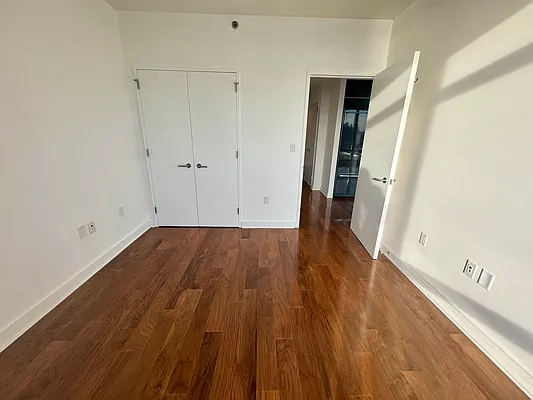 Rented by YouYork Management LLC | media 11