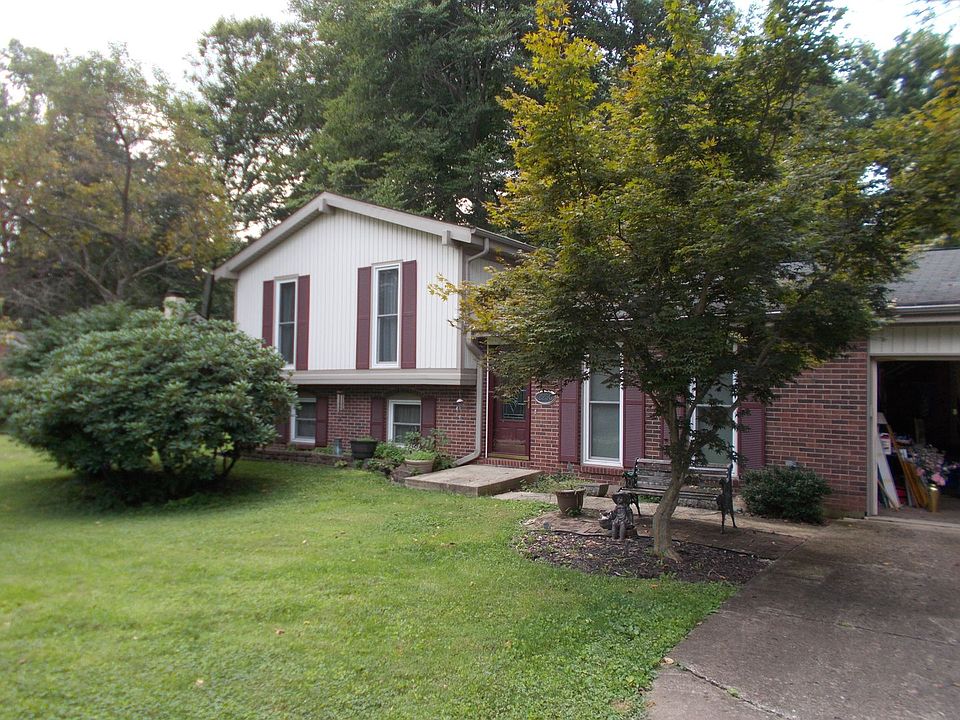1st image of 2250 Autumn Way