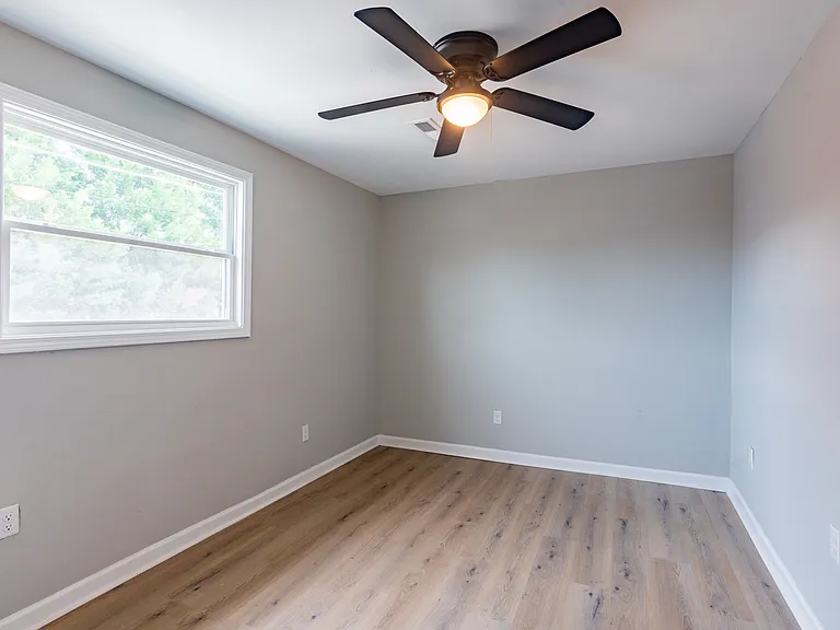 200 James St #1 — Photo 12