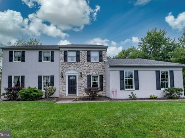 515 Faith Dr, East Norriton, PA 19403