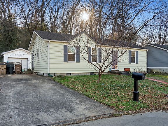 2nd image of 4341 Hopewood Dr