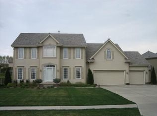 2325 S 184th Cir, Omaha, NE 68130