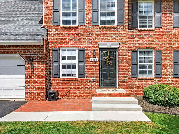 2nd image of 1555 Diana Dr