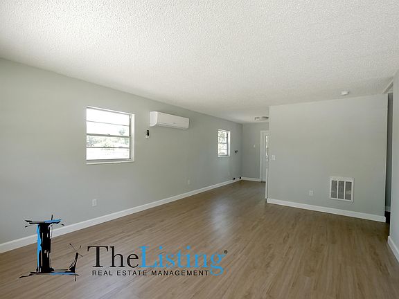 5th image of 1801 S Mellonville Ave Unit B