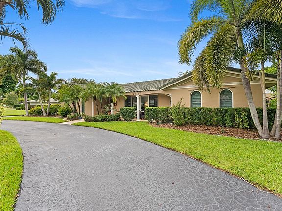 4th image of 2680 NW 106 Drive