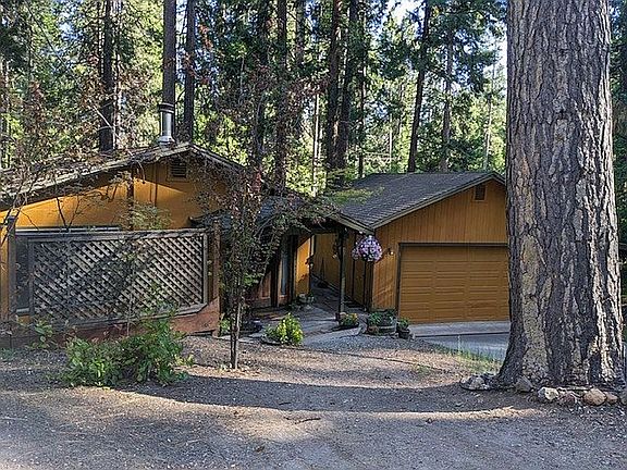 2nd image of 2765 Black Oak Dr