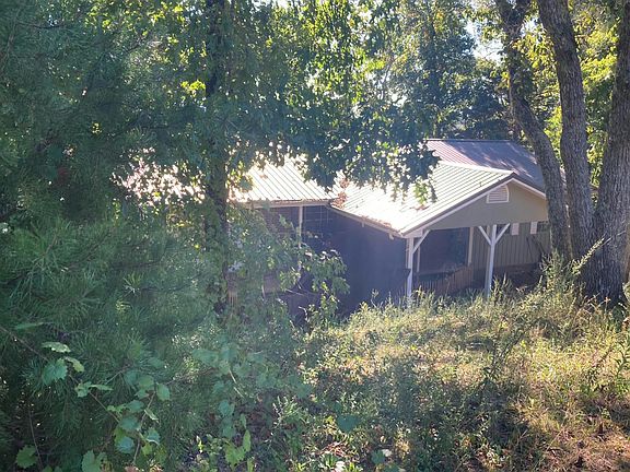 3rd image of 1544 Clearview Dr
