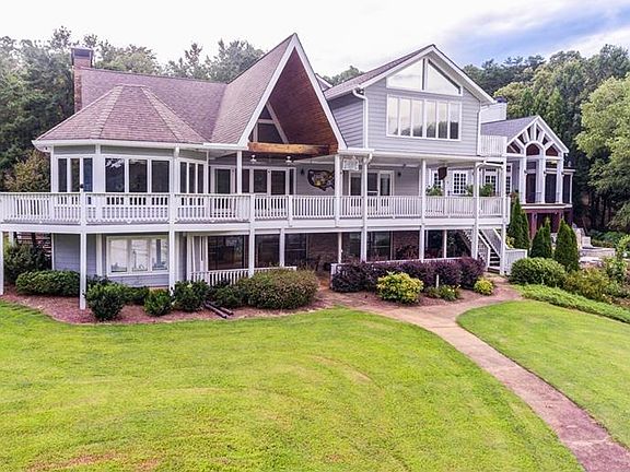 5th image of 35 Lakeshore Cir