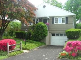 40 1st Ave, Ossining, NY 10562