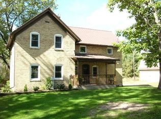 8253 County Road M, Larsen, WI 54947