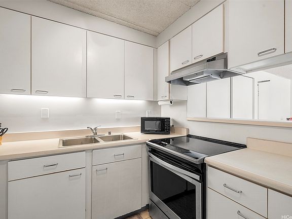 4th image of 430 Keoniana St APT 314