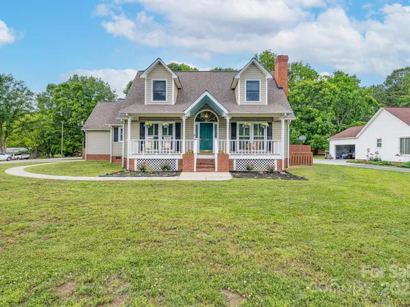 1228 Quiet Acres Rd, Rock Hill, SC 29732