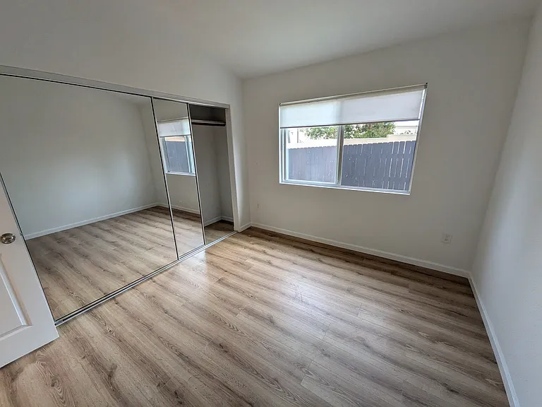 583 Hildale Cir — Photo 18