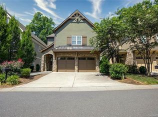 6727 Sardis Rd, Charlotte, NC 28211