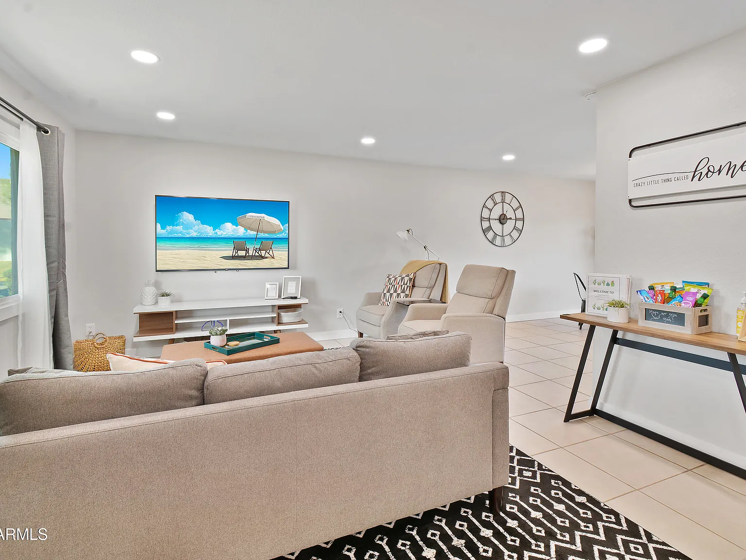 3 bed, 2.5 bath, 1344 sqft, $5,000 — Photo 4